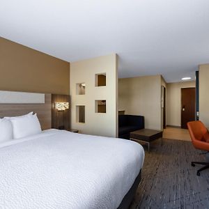 King Suite Mobility accessible